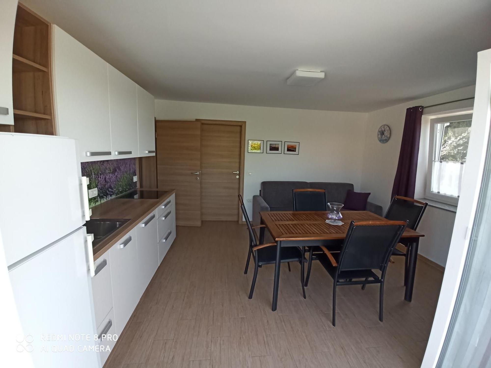 Summer Delight Apartments ซาวูดริยา ภายนอก รูปภาพ