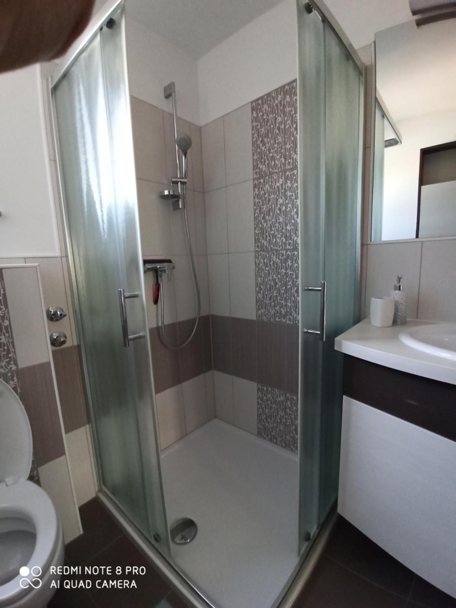 Summer Delight Apartments ซาวูดริยา ภายนอก รูปภาพ